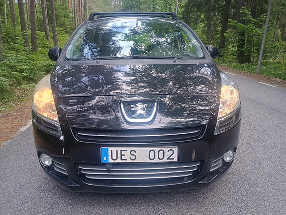 Peugeot 5008 9 of 17