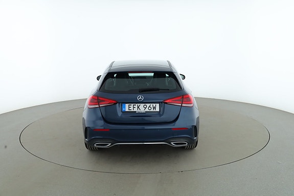 Mercedes-Benz A180 4 of 5
