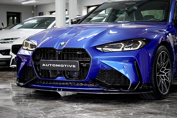 BMW M3 4 of 5
