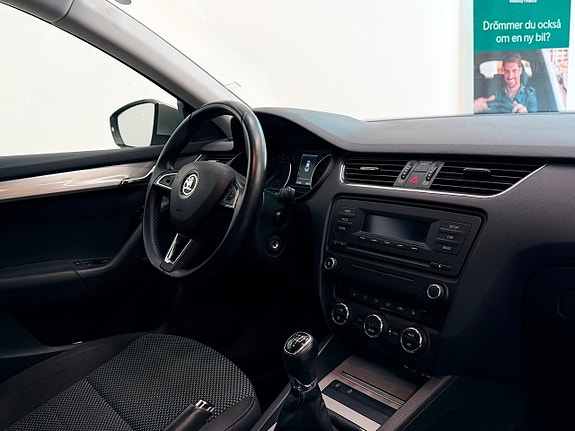 Skoda Octavia 10 of 16