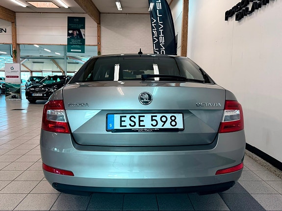 Skoda Octavia 6 of 16