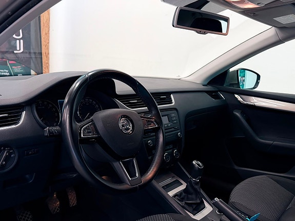 Skoda Octavia 13 of 16
