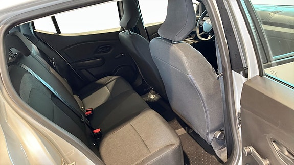 Dacia Sandero 5 of 5