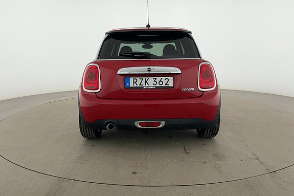 MINI Cooper 4 of 5