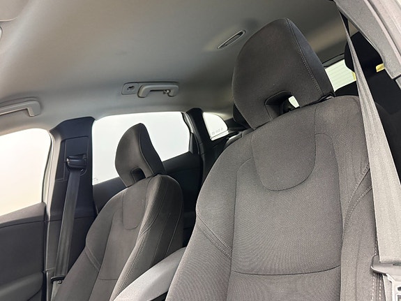 Volvo V40 6 of 14