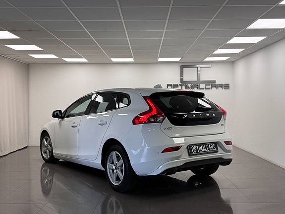 Volvo V40 14 of 14