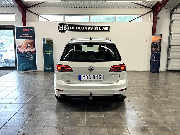Volkswagen Golf Sportsvan 12 of 19