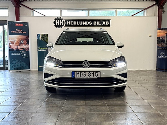 Volkswagen Golf Sportsvan 6 of 19