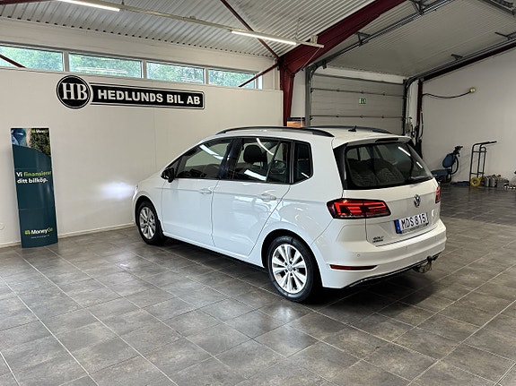 Volkswagen Golf Sportsvan 11 of 19
