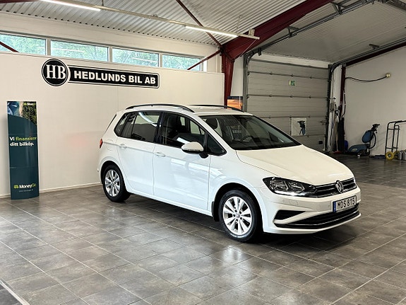 Volkswagen Golf Sportsvan 7 of 19