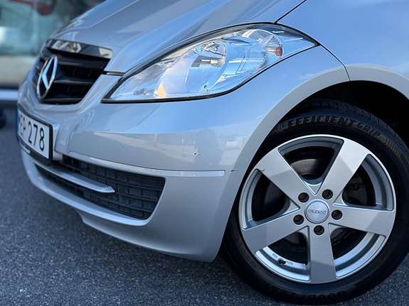 Mercedes-Benz A160 28 of 30