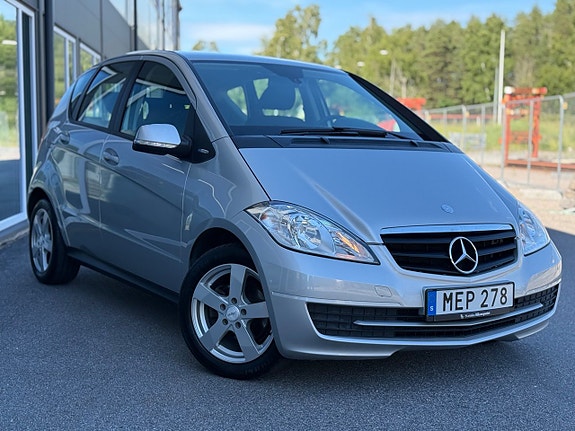 Mercedes-Benz A160 13 of 30