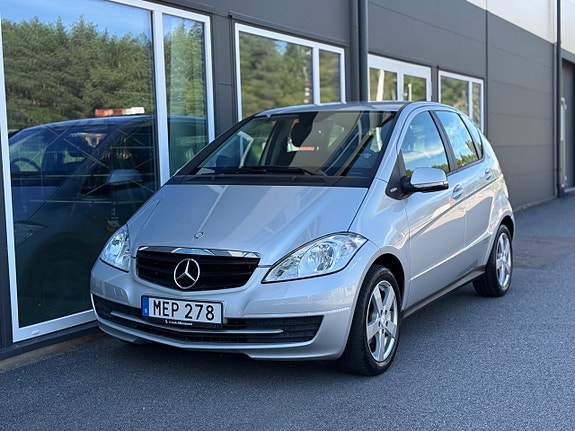 Mercedes-Benz A160 14 of 30