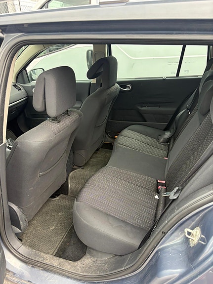 Renault Megane II 6 of 7