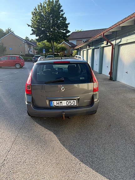 Renault Megane II 4 of 5