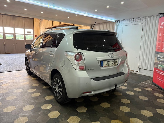 Toyota Verso 4 of 5