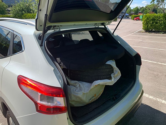Nissan Qashqai 4 of 5