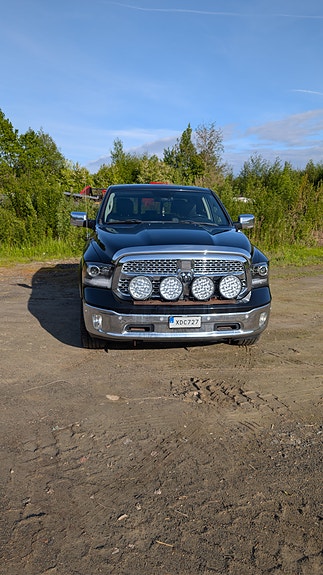 Dodge RAM 1500 3 of 4