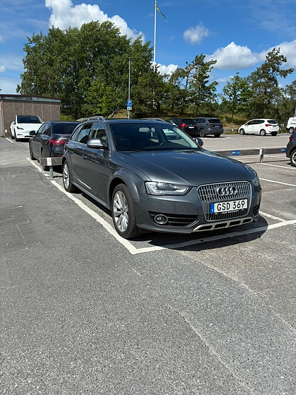 Audi A4 allroad 3 of 4