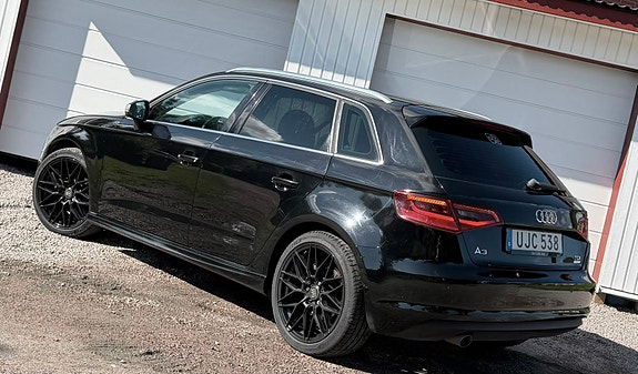 Audi A3 4 of 5