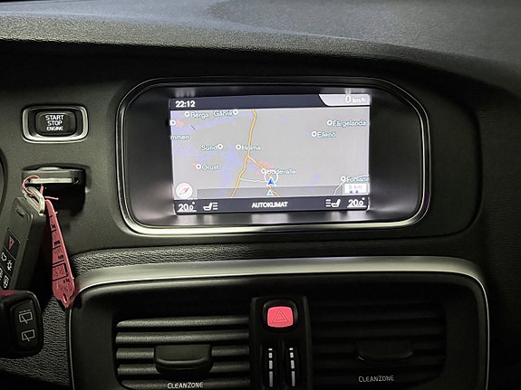 Volvo V40 18 of 20