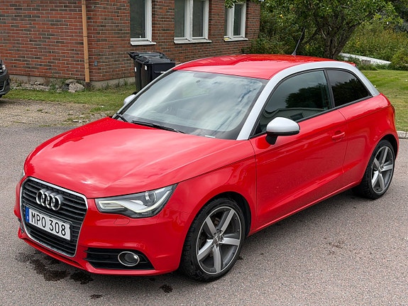 Audi A1 2 of 14