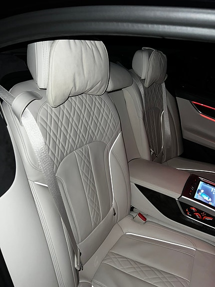 BMW 740e 9 of 13