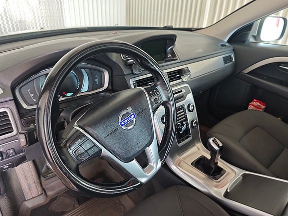 Volvo XC70 4 of 5