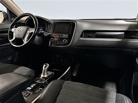 Mitsubishi Outlander 13 of 25