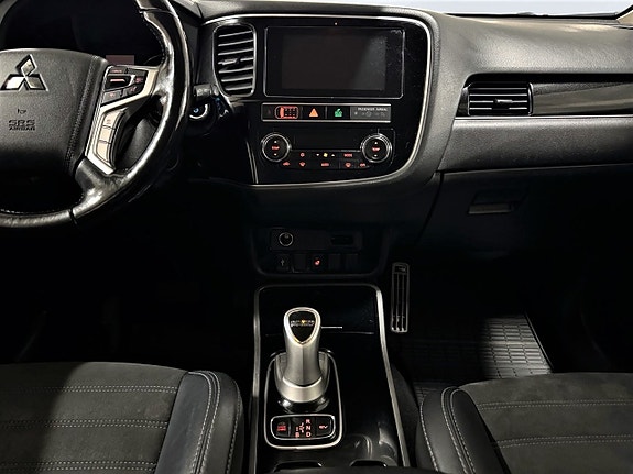 Mitsubishi Outlander 15 of 25