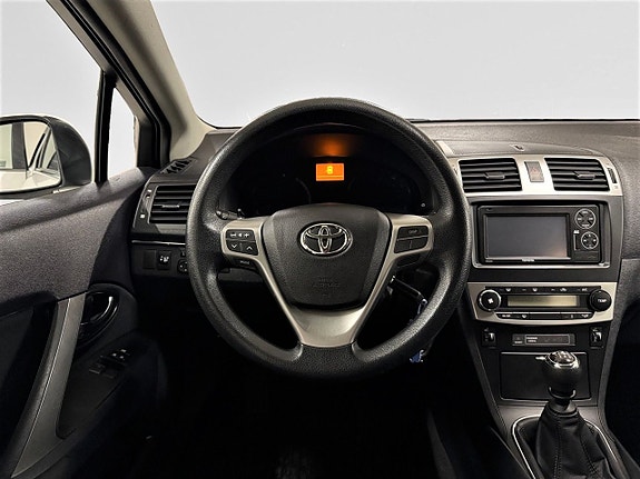 Toyota Avensis 13 of 22
