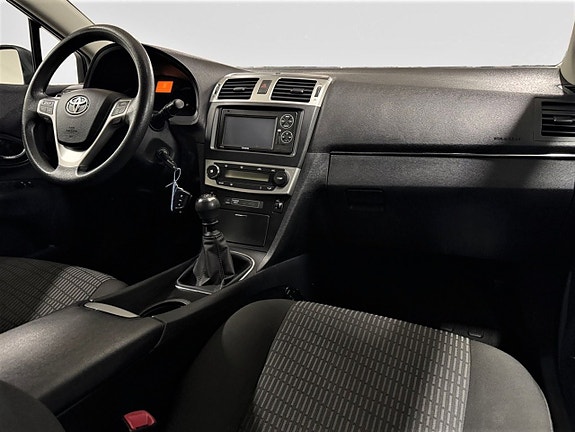 Toyota Avensis 12 of 22