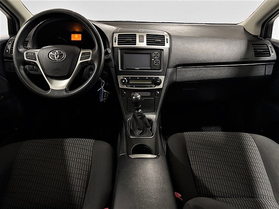 Toyota Avensis 11 of 22