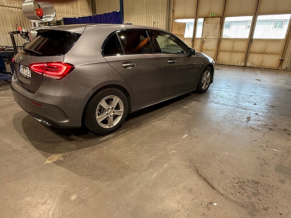 Mercedes-Benz A200 5 of 6