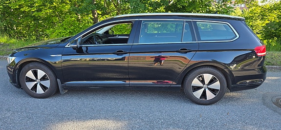 Volkswagen Passat 5 of 5