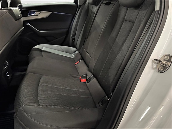 Audi A4 20 of 25