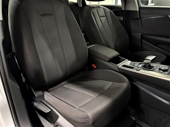 Audi A4 19 of 25