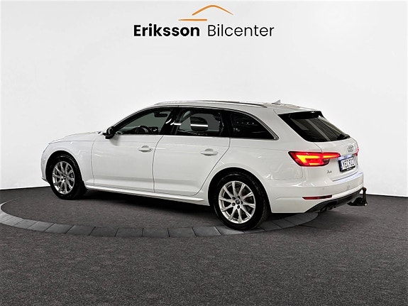 Audi A4 4 of 25