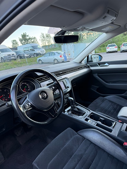 Volkswagen Passat 5 of 5