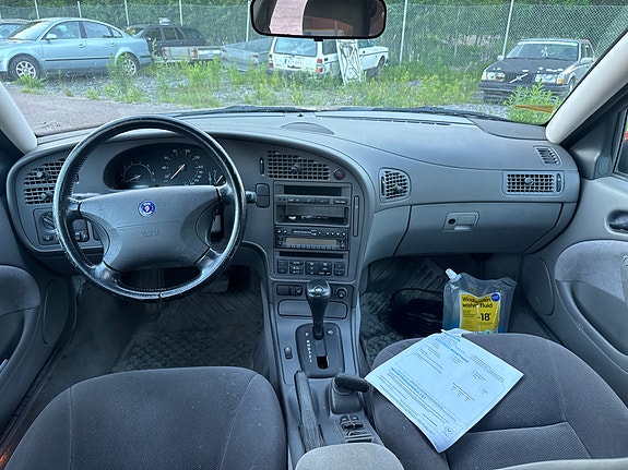Saab 9-5 4 of 5