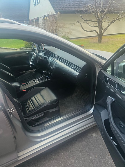 Volkswagen Passat 4 of 4