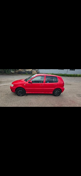 Volkswagen Polo 3 of 5