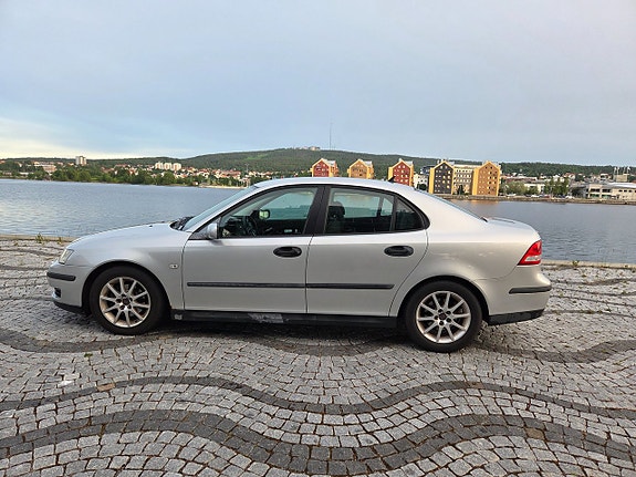 Saab 9-3 6 of 12