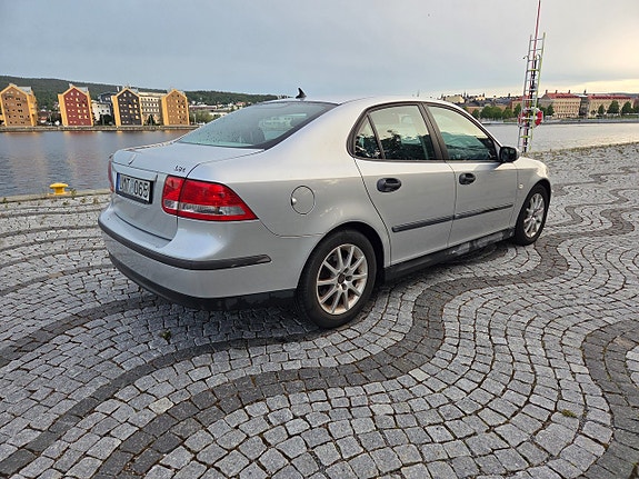 Saab 9-3 3 of 5