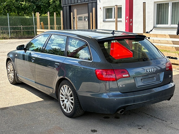 Audi A6 4 of 5