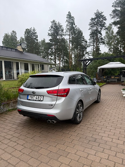 Kia Ceed 4 of 5