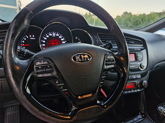 Kia Ceed 10 of 14