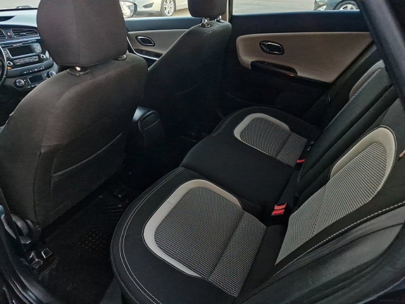 Kia Ceed 7 of 14