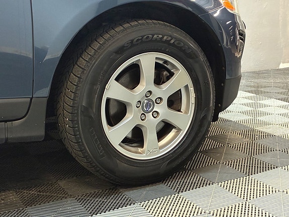 Volvo XC60 4 of 5