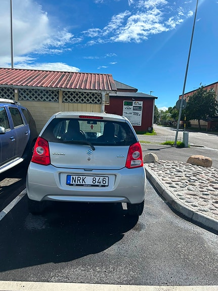 Suzuki Alto 3 of 3